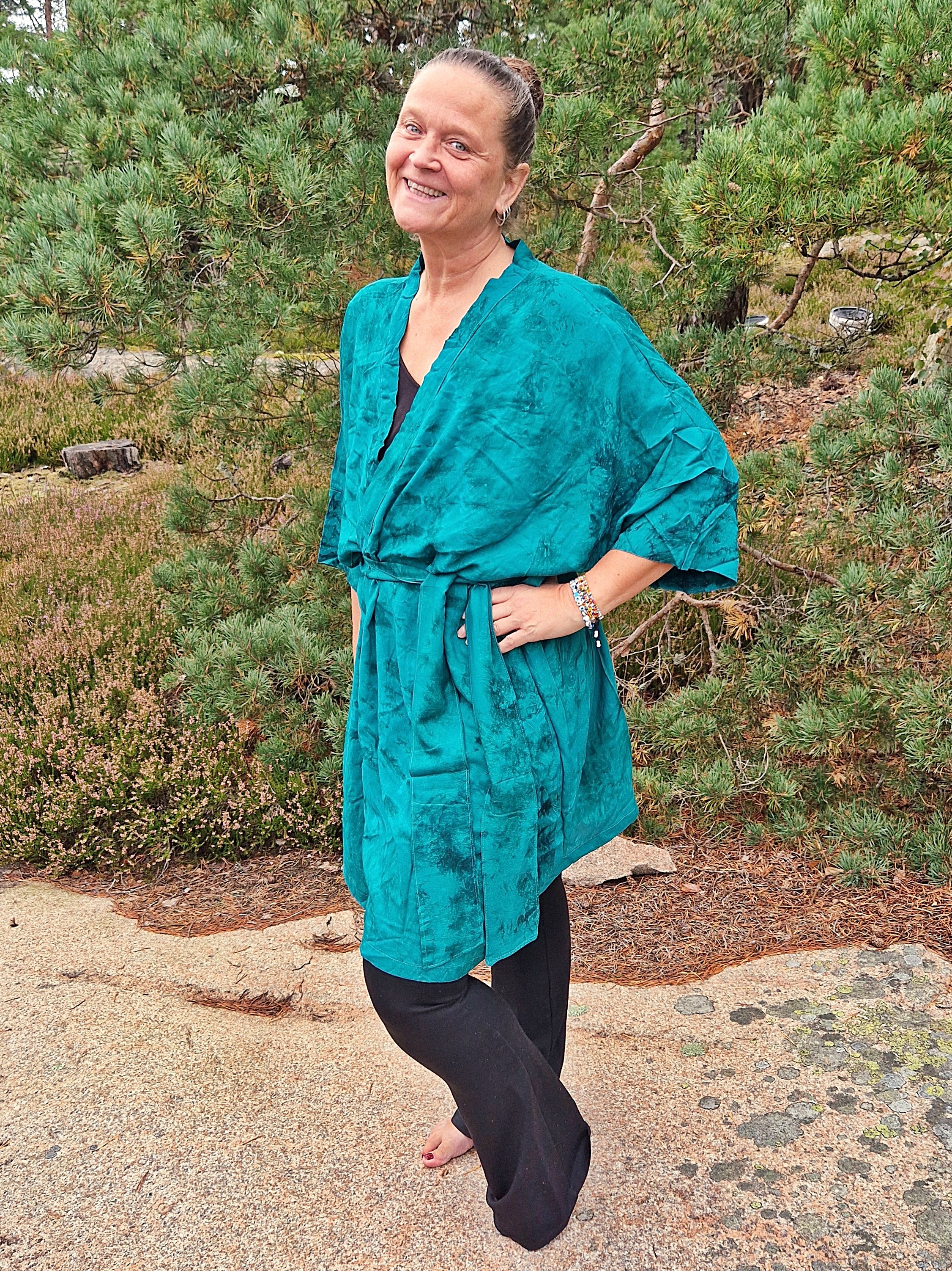 Batikk-kimono i turkis-grønn