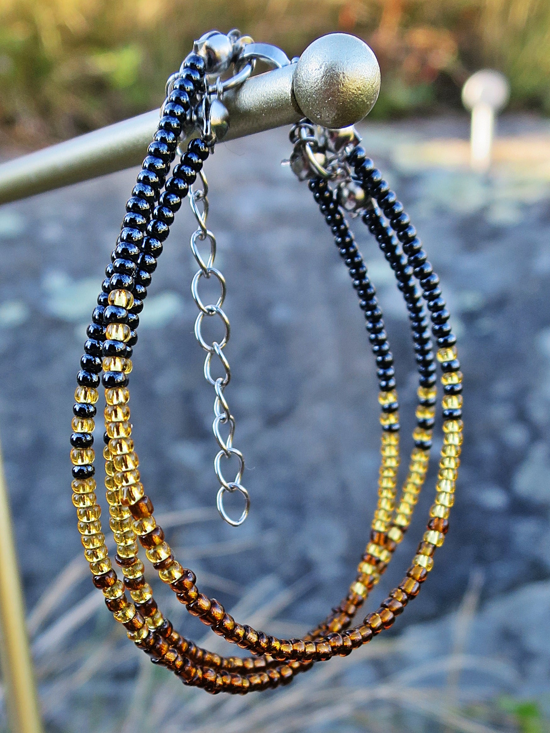 Mermaid - Armbånd i gull og blåsort