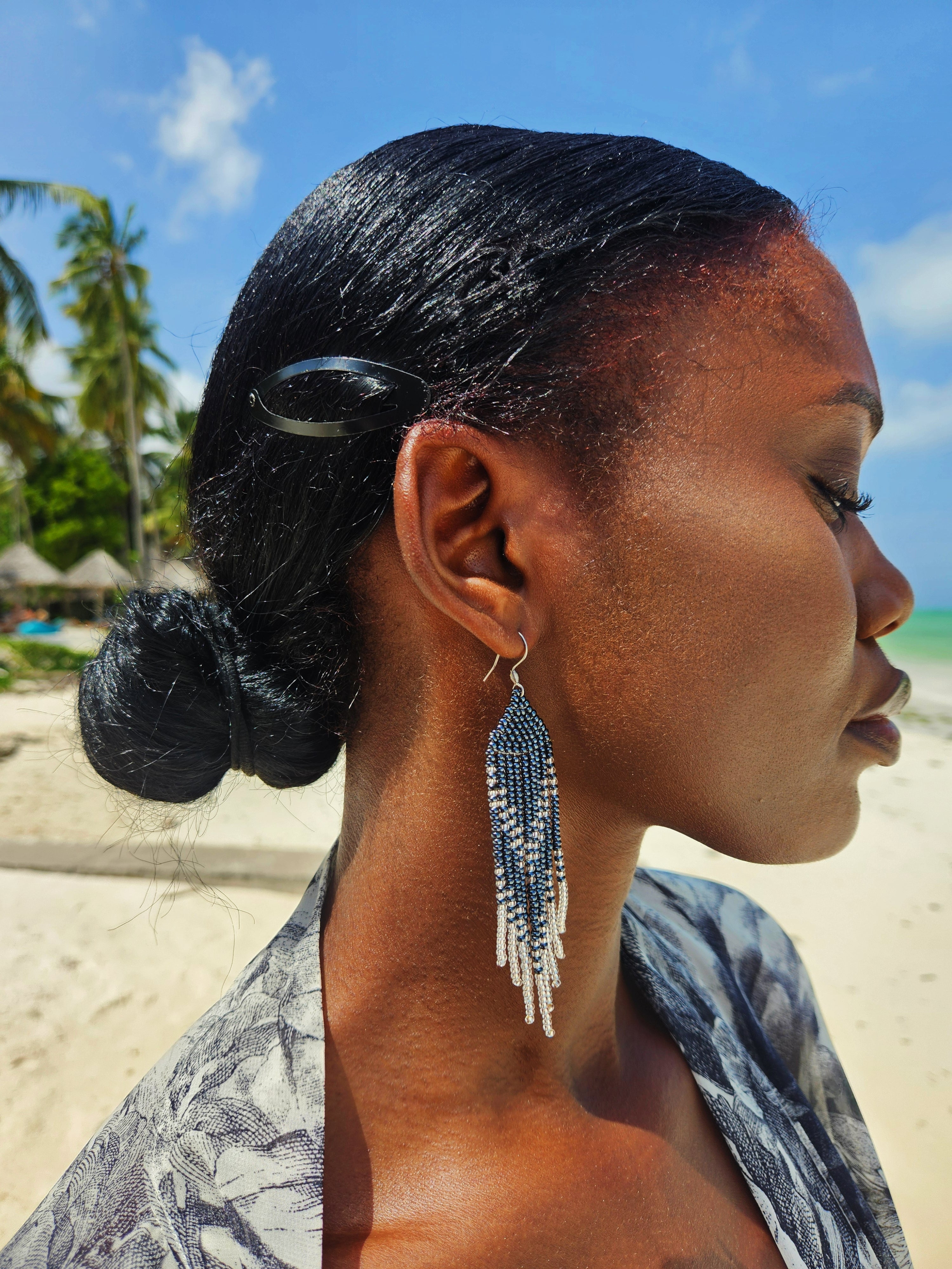 Mermaid Tails - Øreanheng i sølv og sort