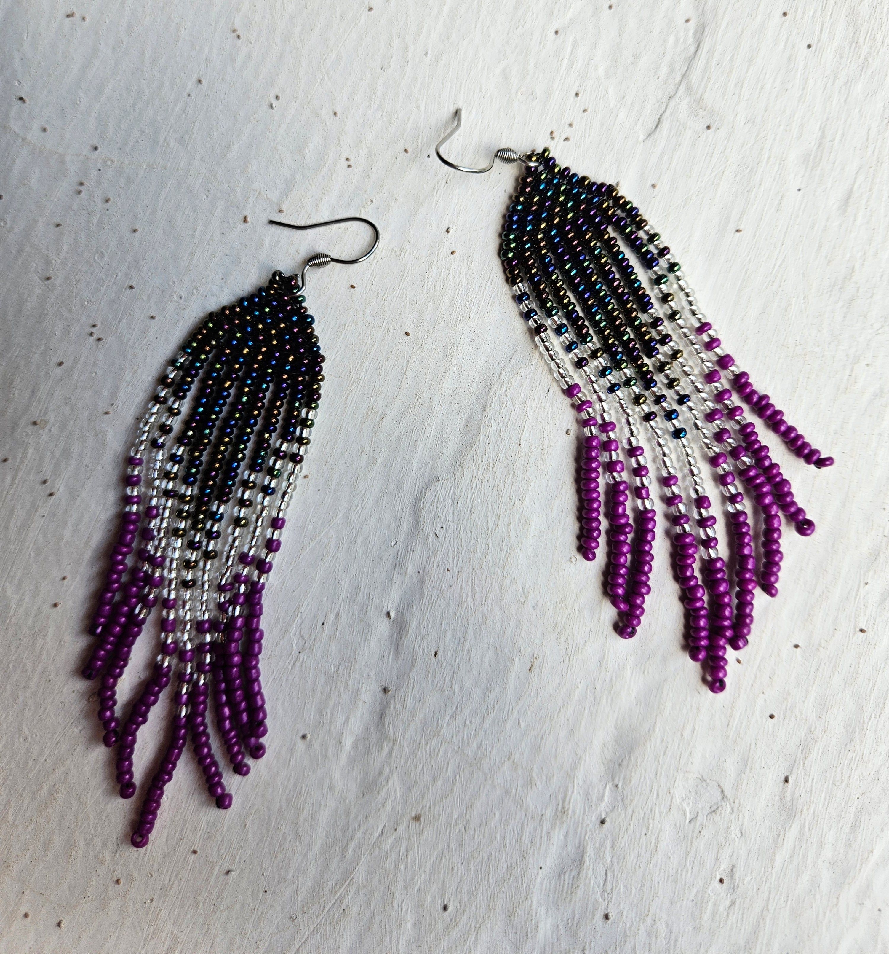 Mermaid Tails - Øreanheng i lilla, sølv og sort