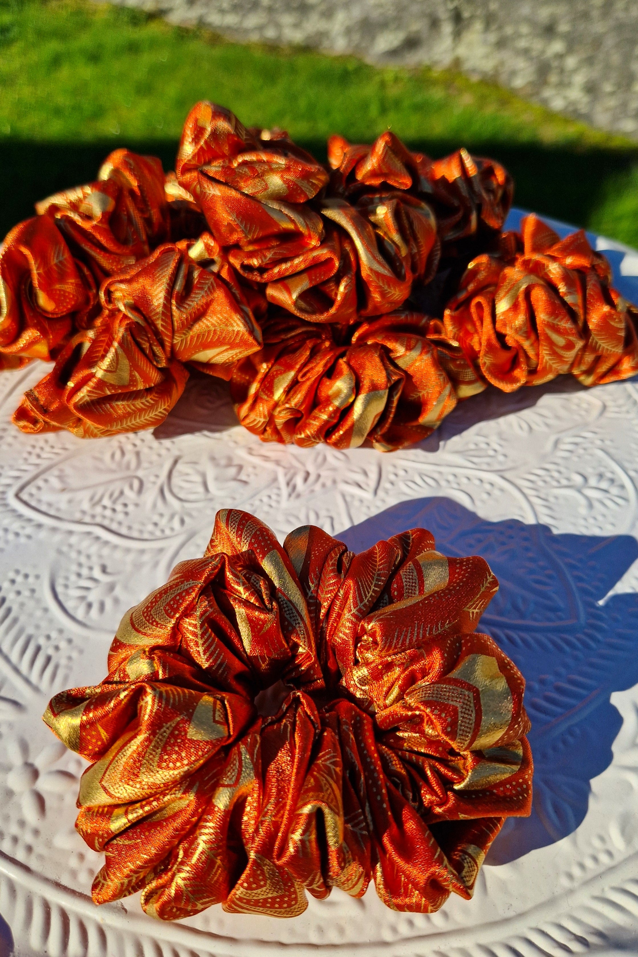 Schrunchies - Oransje/gull